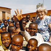 Buchvernissage: Ein Leben für Ruanda