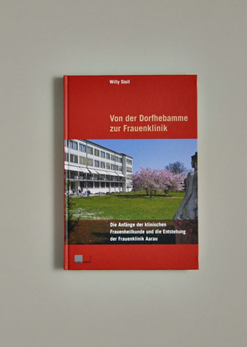 Von der Dorfhebamme zur Frauenklinik