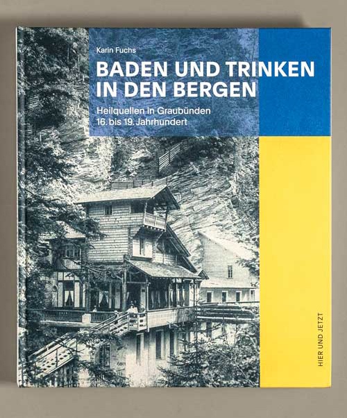 Baden und Trinken in den Bergen